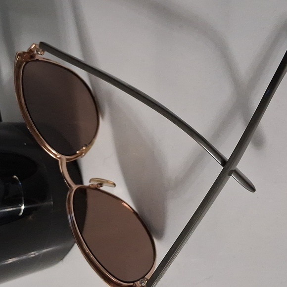 Marc By Marc Jacobs - Picture 11 of 11